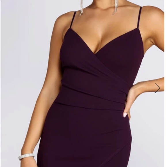 Dress - Picture 2 of 3
